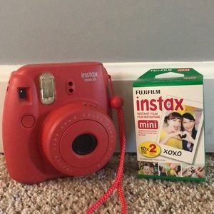 FUGI FILM INSTAX MINI 8